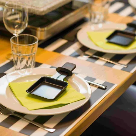 Azapartments Lunic Appartement