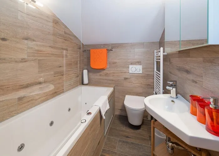 Azapartments Lunic Apartamento *