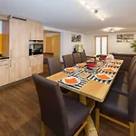Apartment Azapartments Lunic