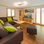 Azapartments Lunic