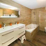 Azapartments Lunic Appartement *